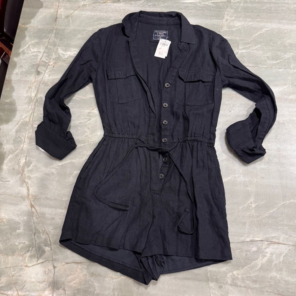 NWT Abercrombie Black Linen Blend Long sleeve Button-Up Romper Shorts w pockets